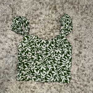 Abercrombie & Fitch —Bubble Strap Poplin Top